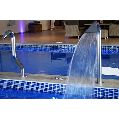 آب نمای استخر آکوامارین مدل دوبی